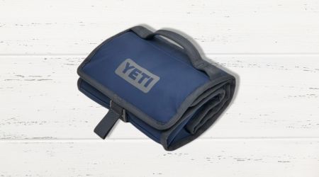 The Yeti Lunch Box Best YETI Daytrip Packable Lunch Bag, Navy